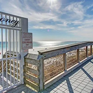 Holiday home Ciboney